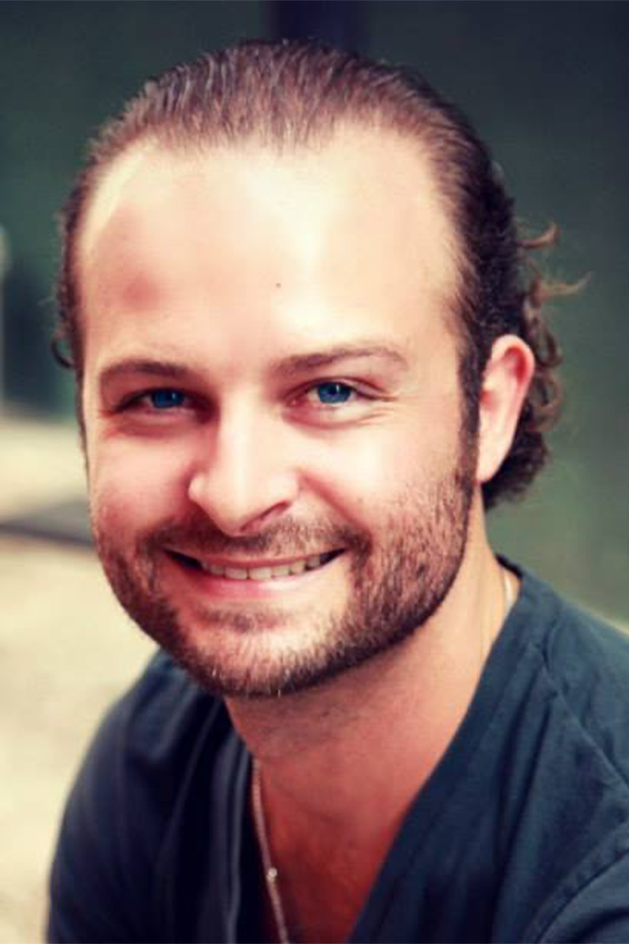 Justin Morck backdrop