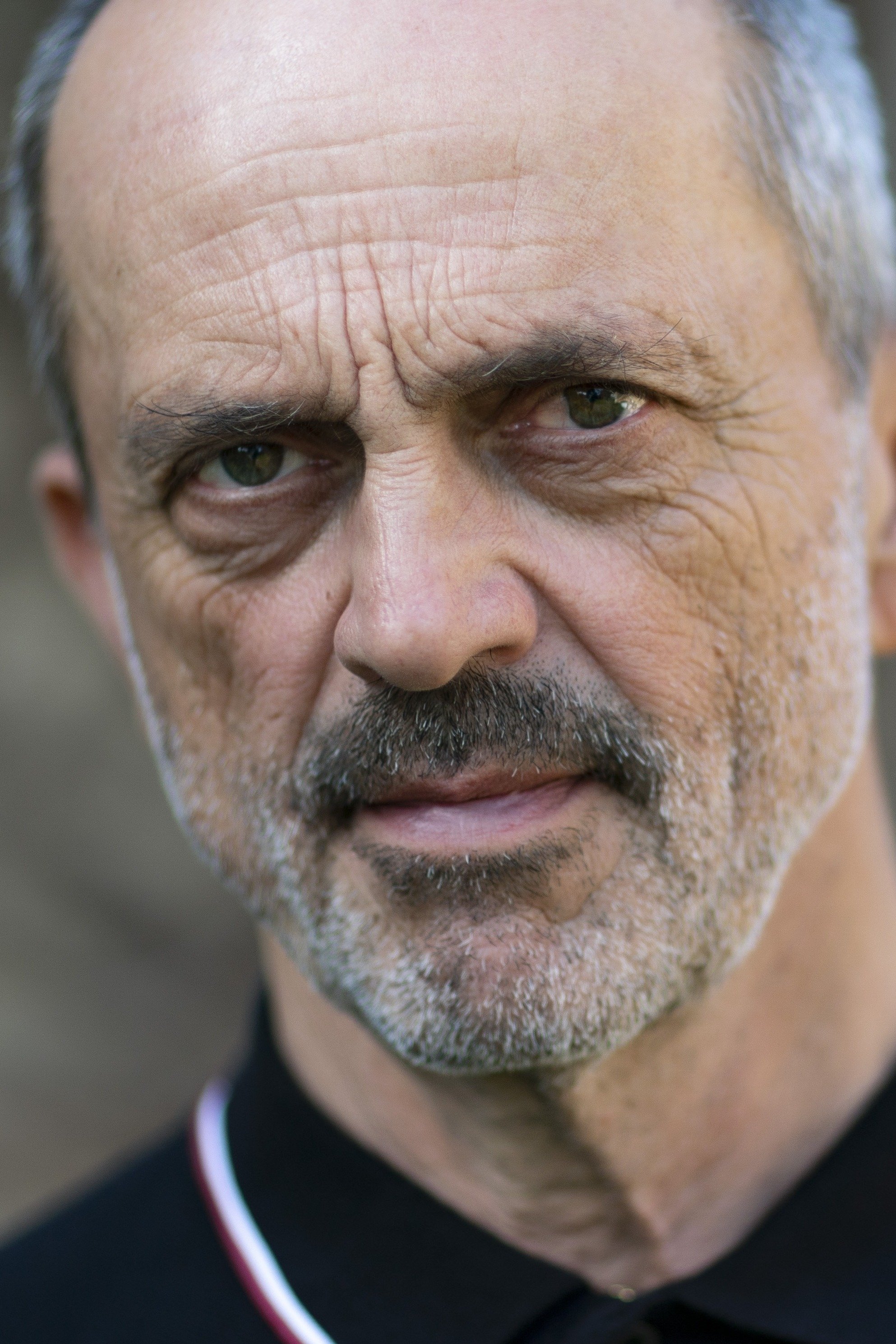 Jacek Koman backdrop