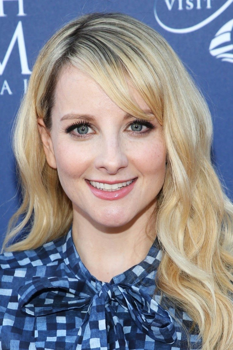 Melissa Rauch backdrop