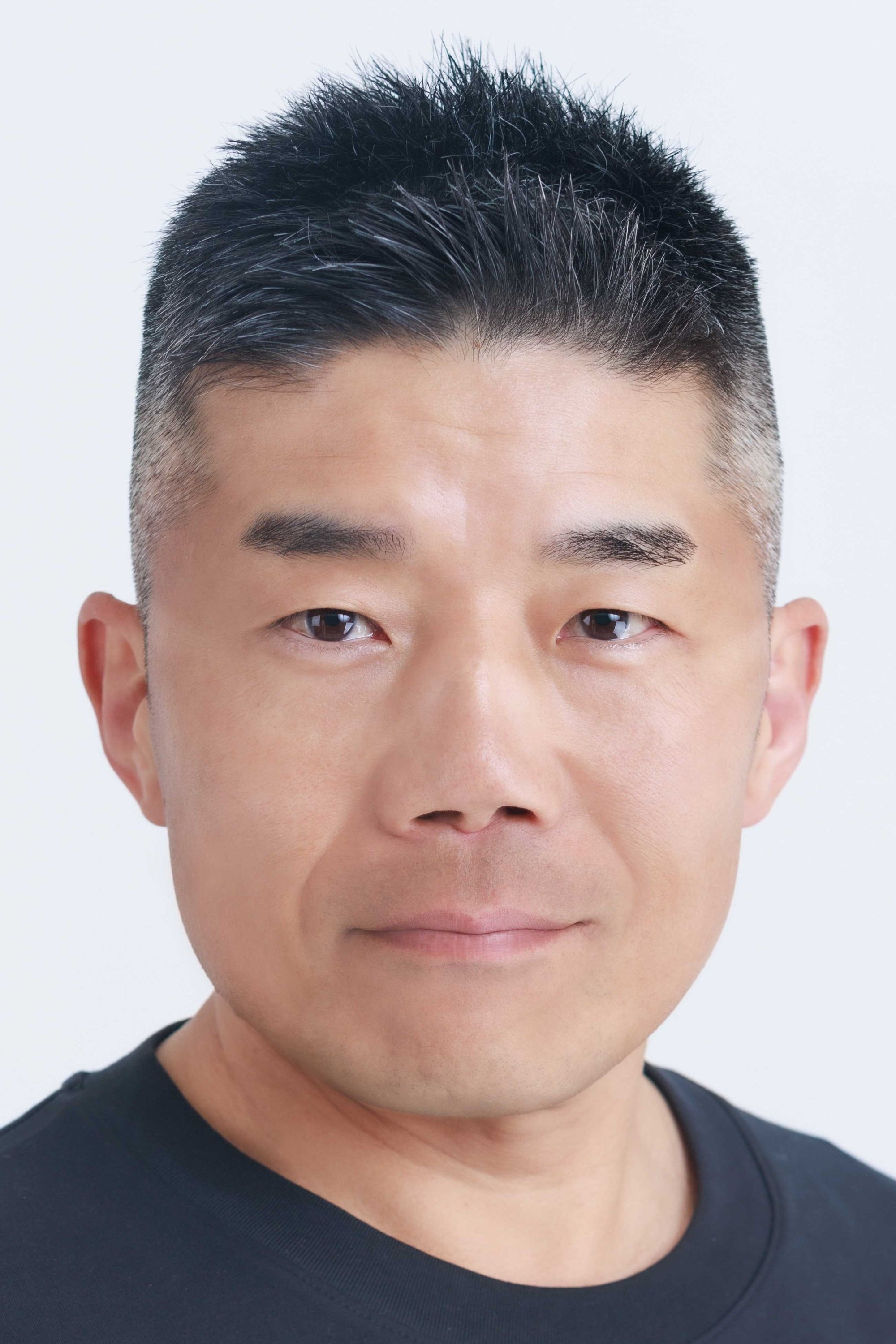 Atsushi Imaruoka backdrop