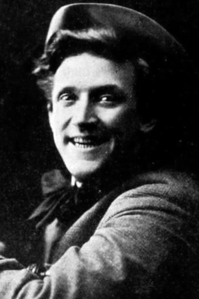 Darwin Karr backdrop