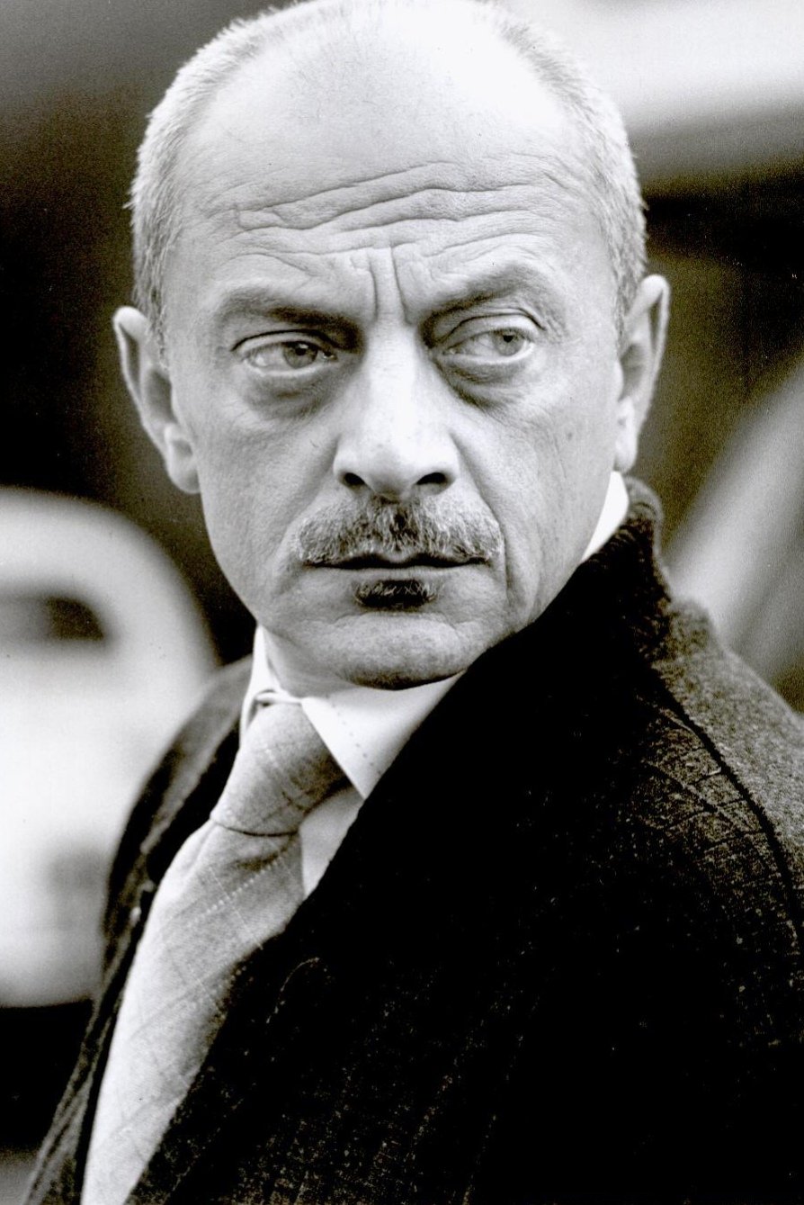 Guido Palliggiano backdrop