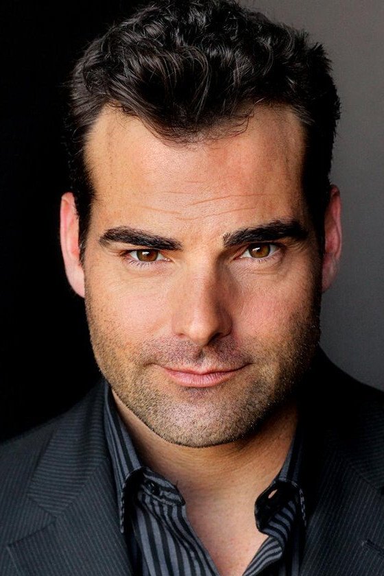 Brien Perry backdrop