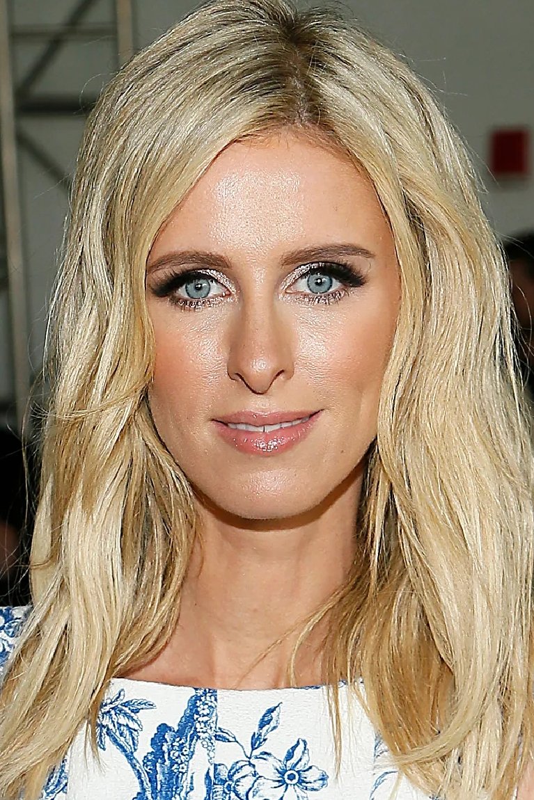 Nicky Hilton backdrop