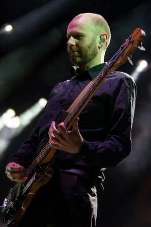 Robert 'Bob' Hardy backdrop