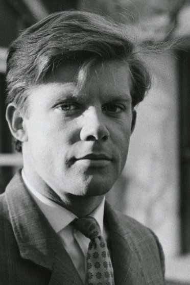 Georges Poujouly backdrop