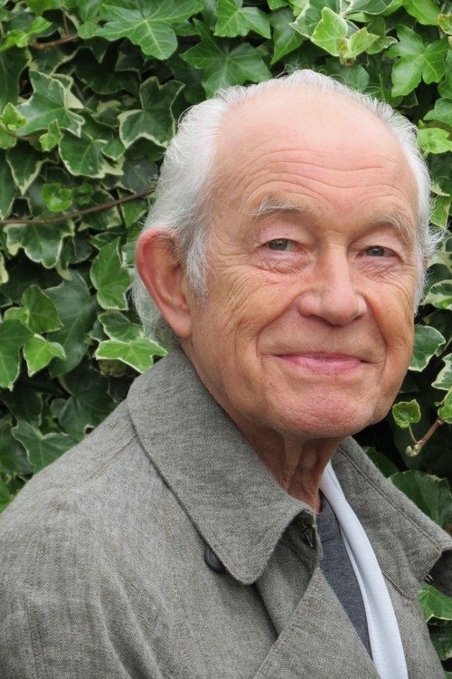 Alan Rothwell backdrop