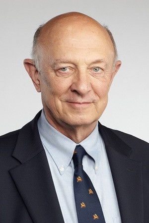 R. James Woolsey, Jr. backdrop