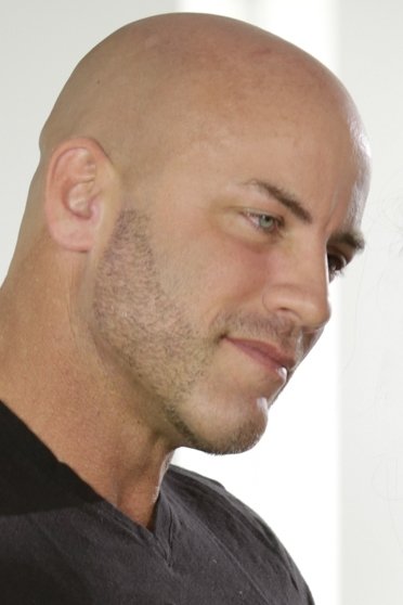 Derrick Pierce backdrop