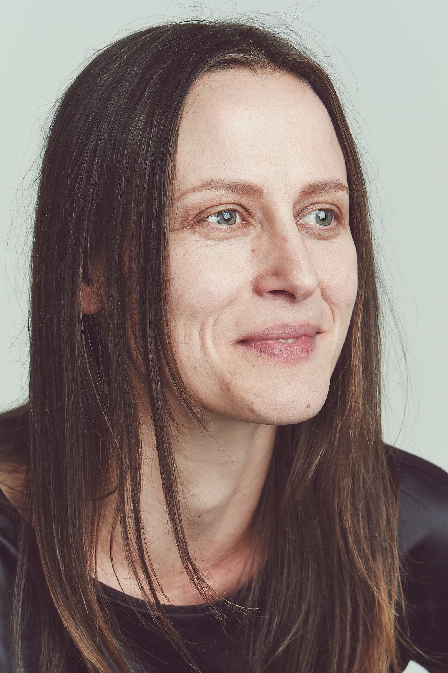 Keeley Forsyth backdrop