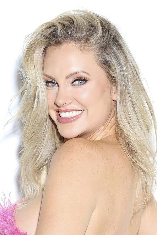 Николь Арбур backdrop