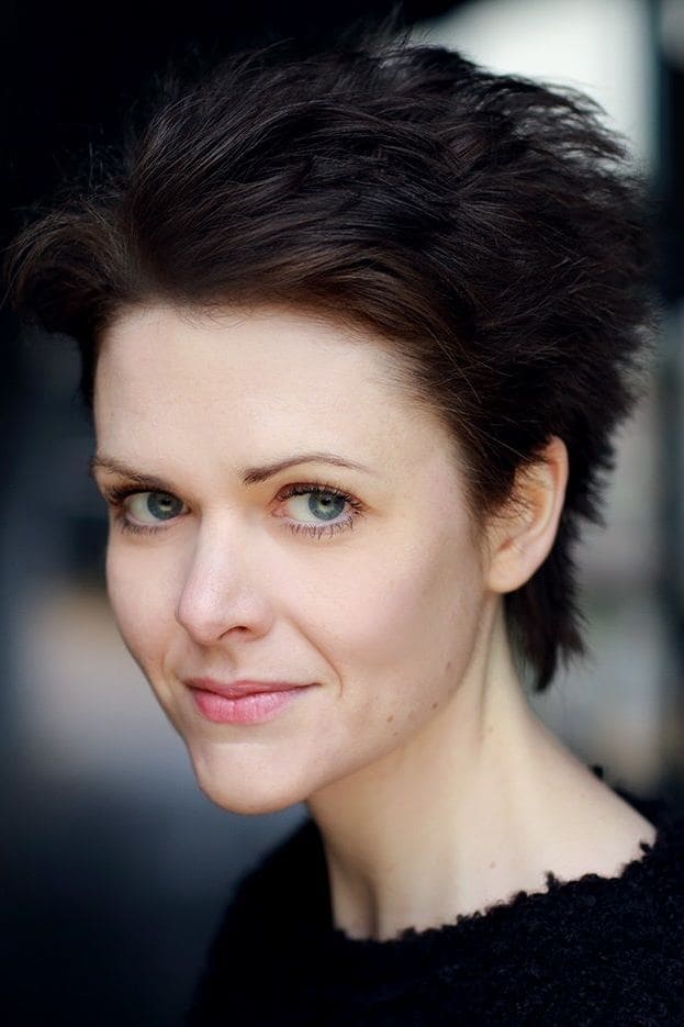 Lu Corfield backdrop