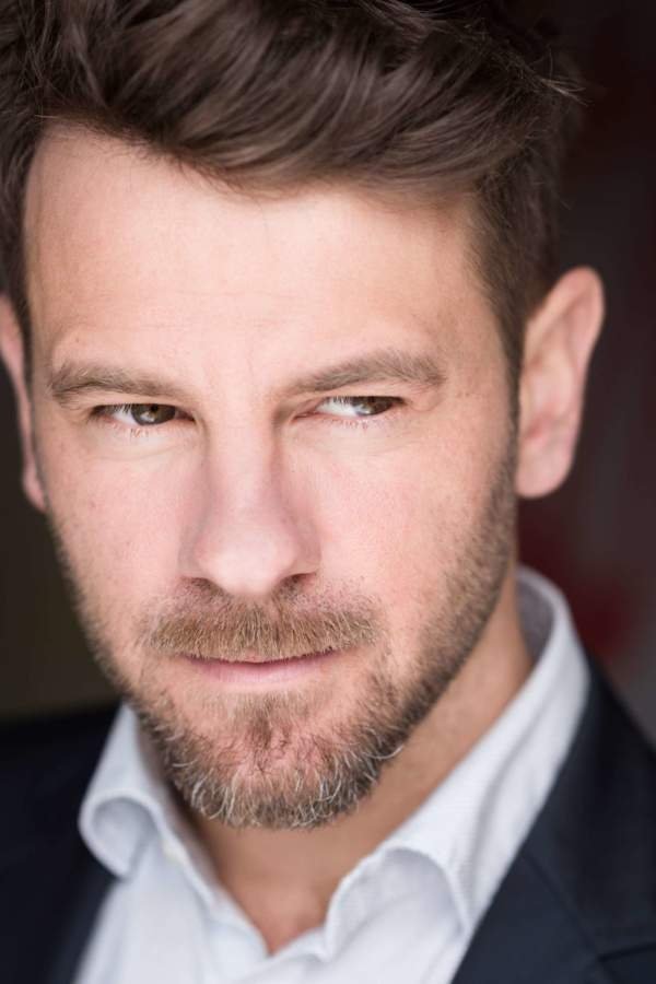 Nick Simpson-Deeks backdrop