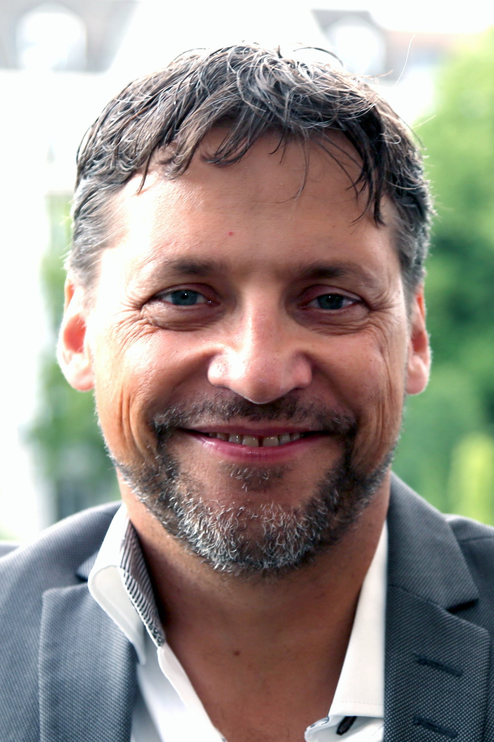 Patrick Bach backdrop