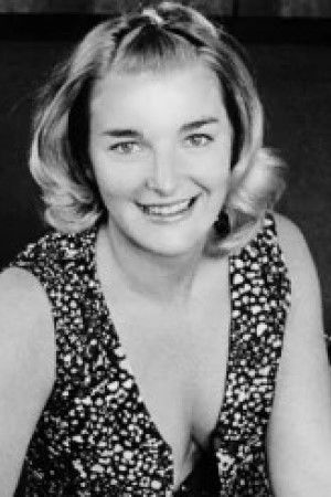 Vivian Vachon backdrop