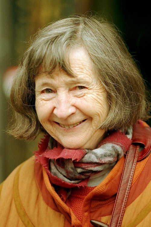 Anë-Kat. Vestli backdrop