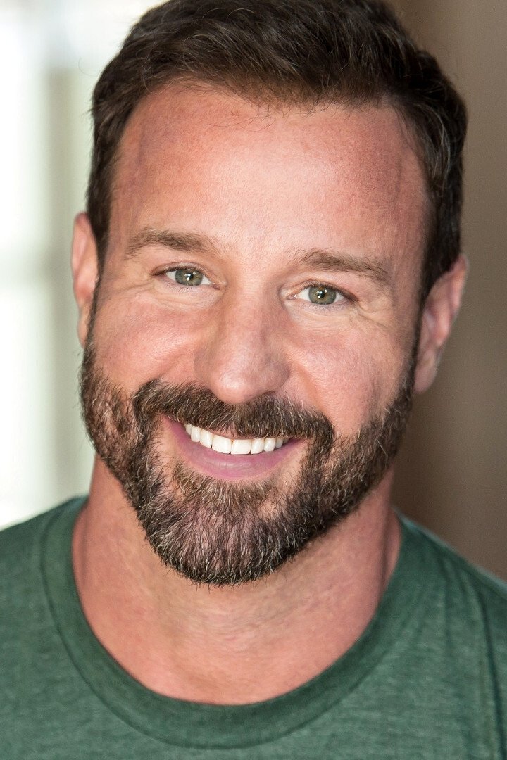 Paolo Andino backdrop