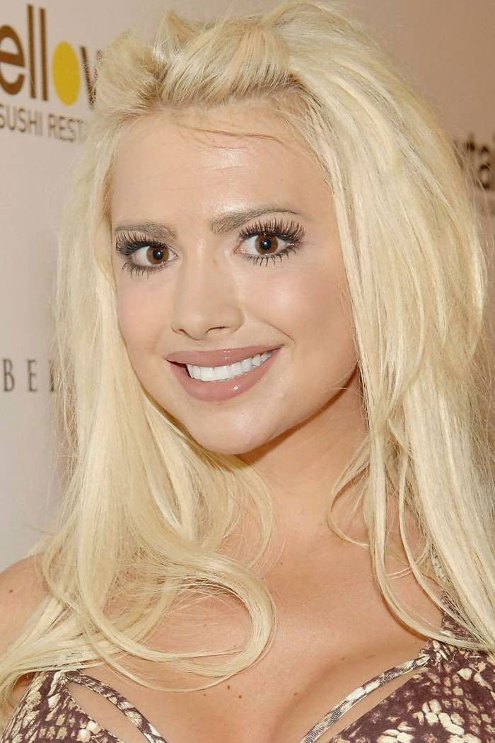 Destiny Davis backdrop