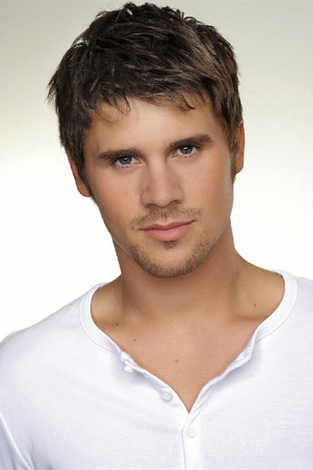 Thore Schölermann backdrop