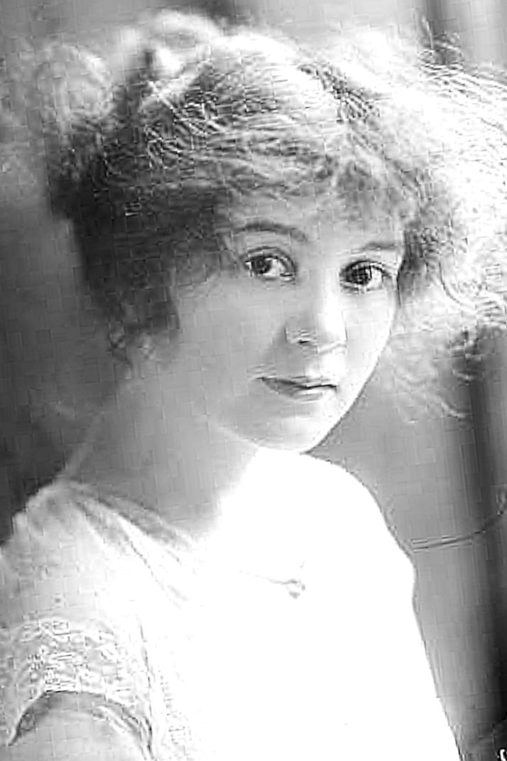 Carroll McComas backdrop