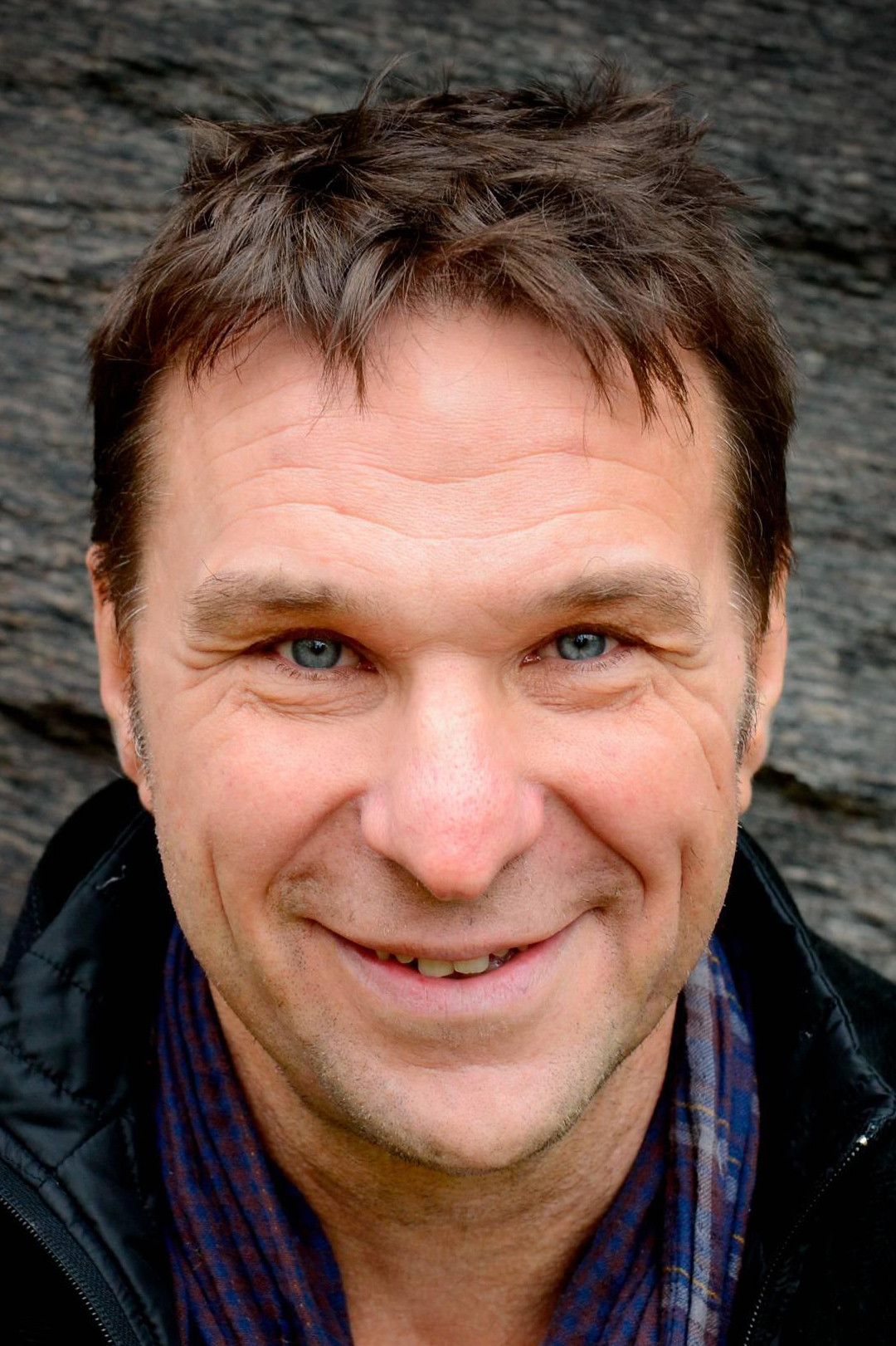 Anders Lundin backdrop