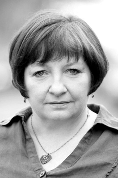 Joanna Brookes backdrop