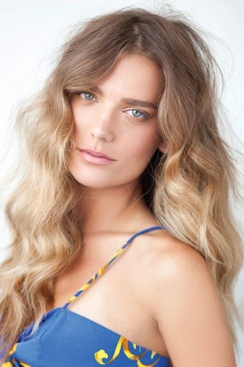 Dana Frider backdrop