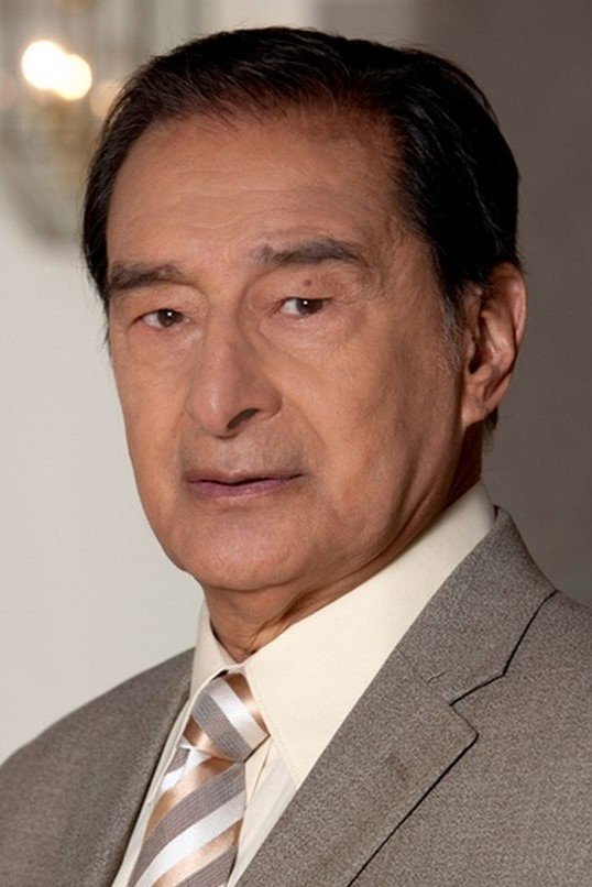 Antonio Medellín: Antonio Medeljin backdrop