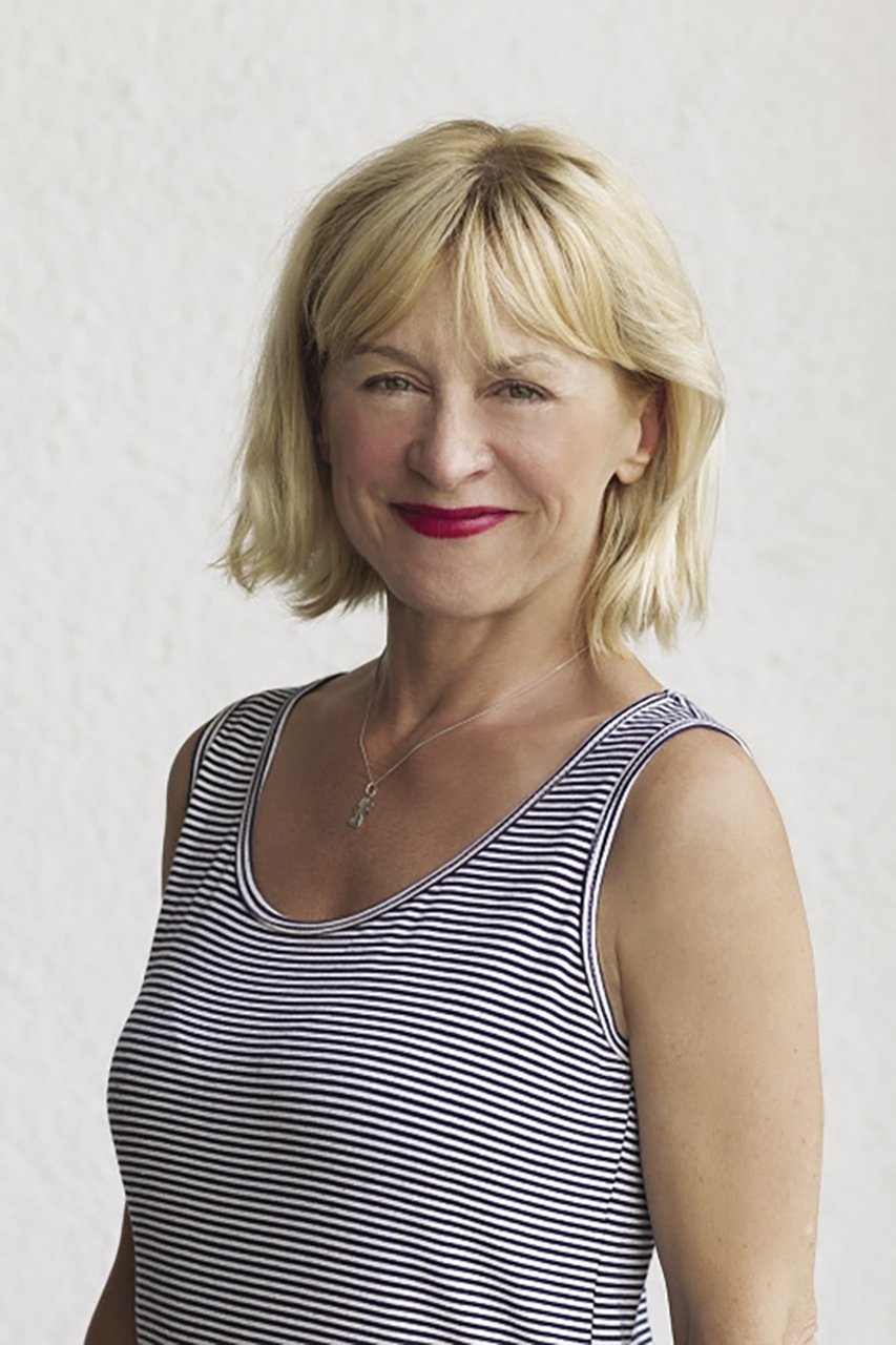 Dana Batulková backdrop