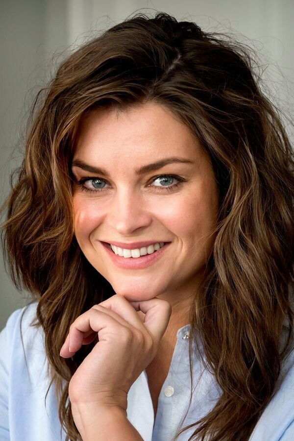 Miljuschka Witzenhausen backdrop