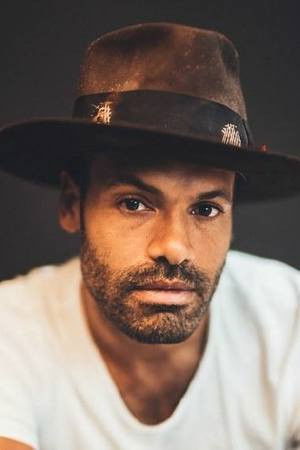 Alain Clark backdrop