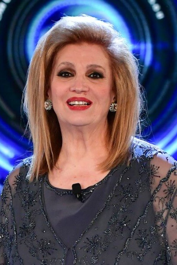 Iva Zanicchi backdrop