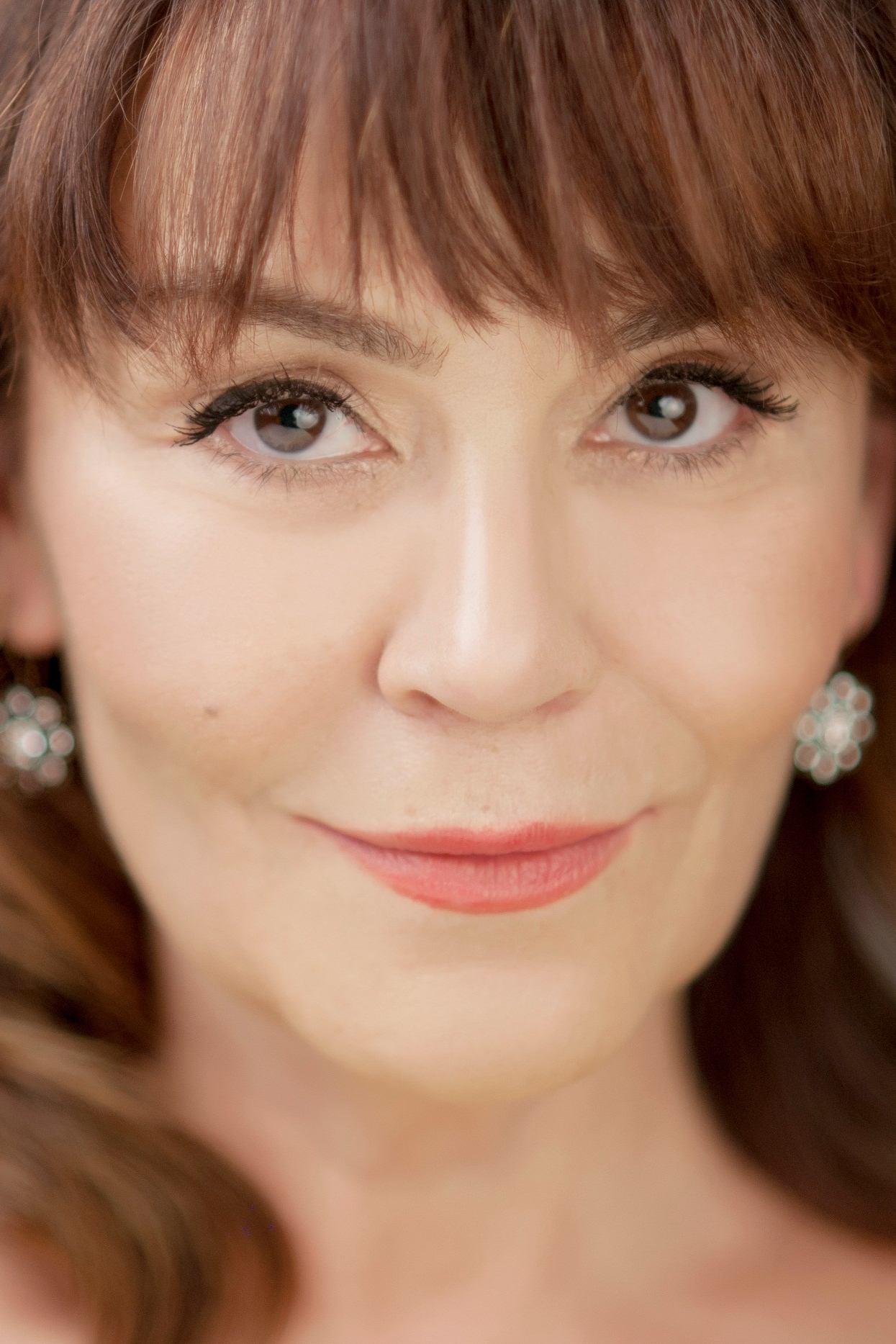 Nurhan Özenen backdrop