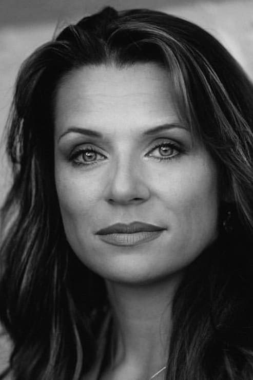 Anabelle D. Munro backdrop