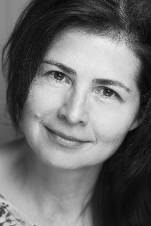 Ildikó Tóth backdrop