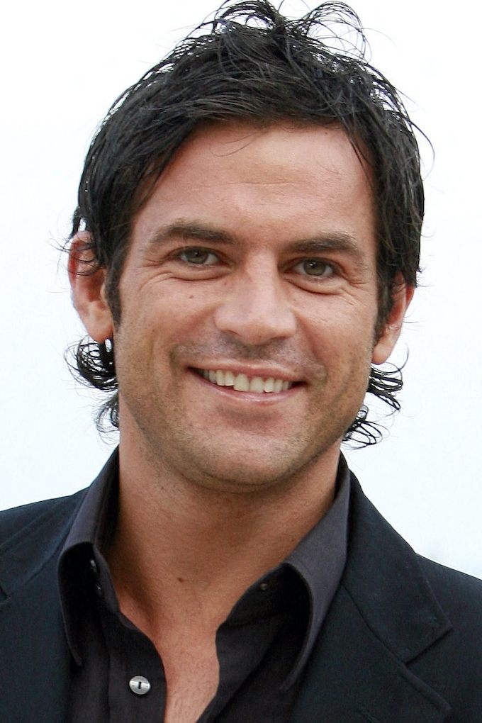 Filip Nikolic backdrop