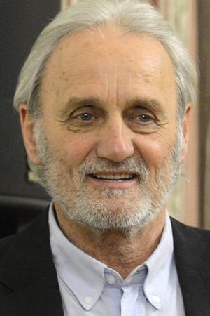 Péter Trokán backdrop