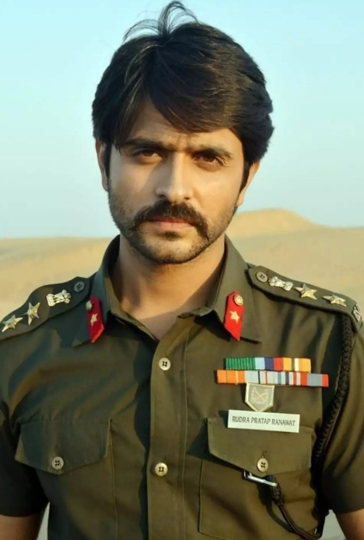 Ashish Sharma backdrop