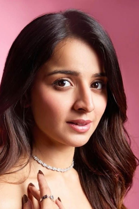 Mahima Makwana backdrop