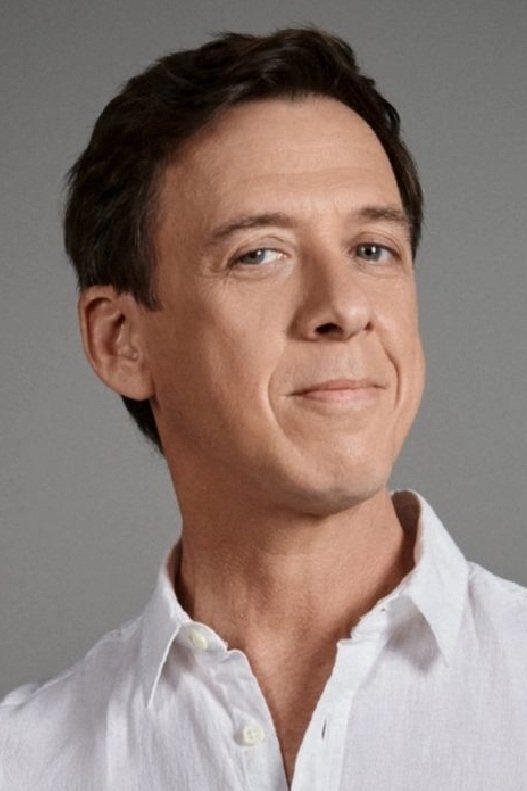 Marcos Montes backdrop