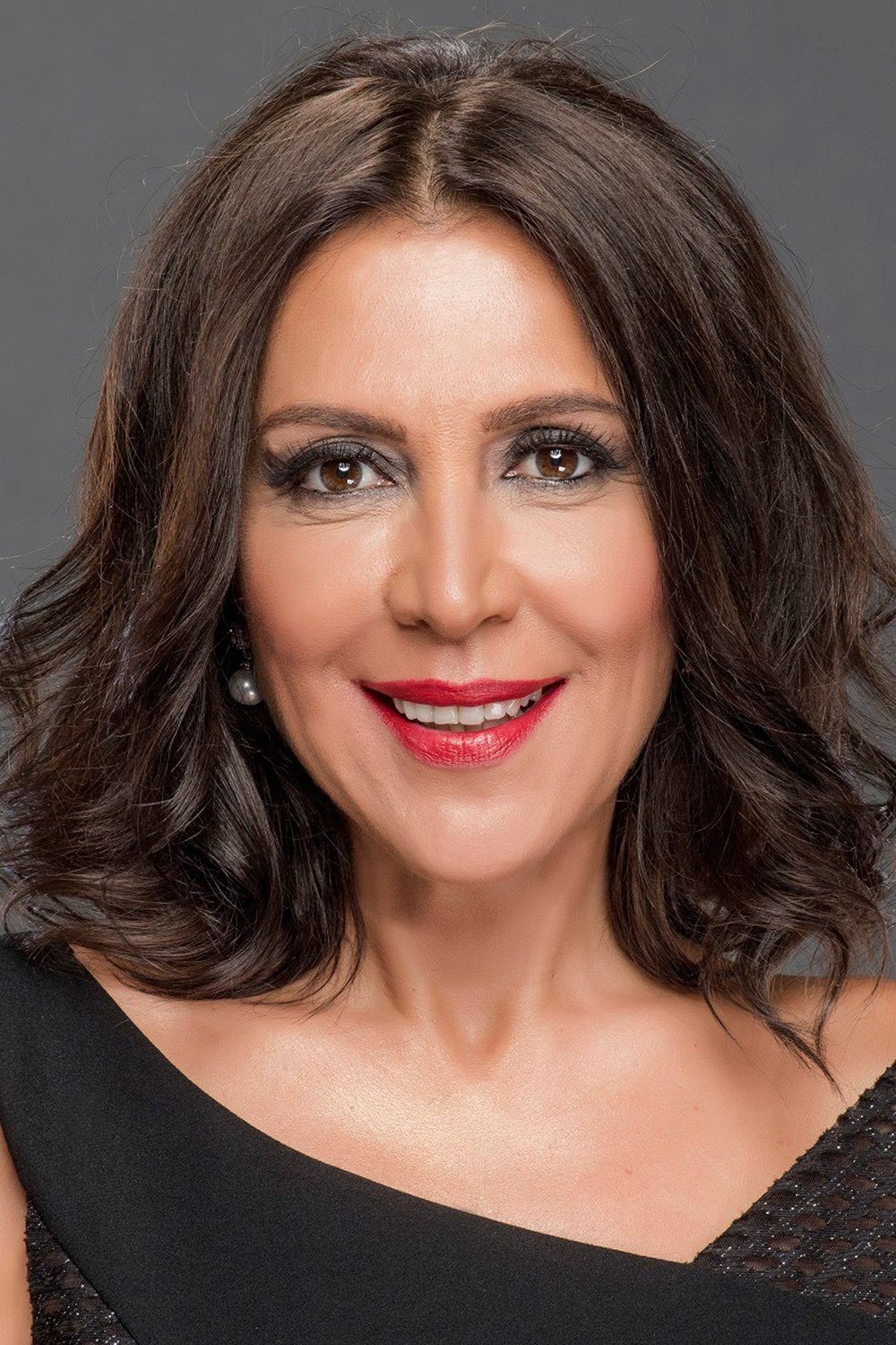 Asuman Dabak backdrop