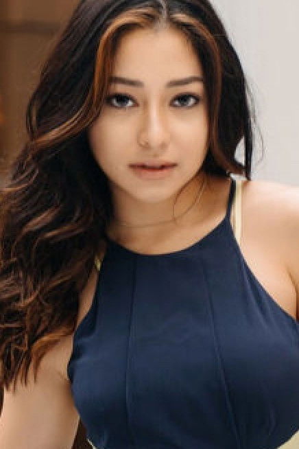 Nikita Willy backdrop