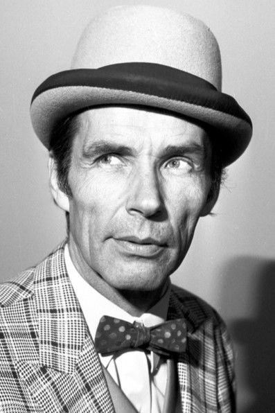 Leopold Borkowski backdrop