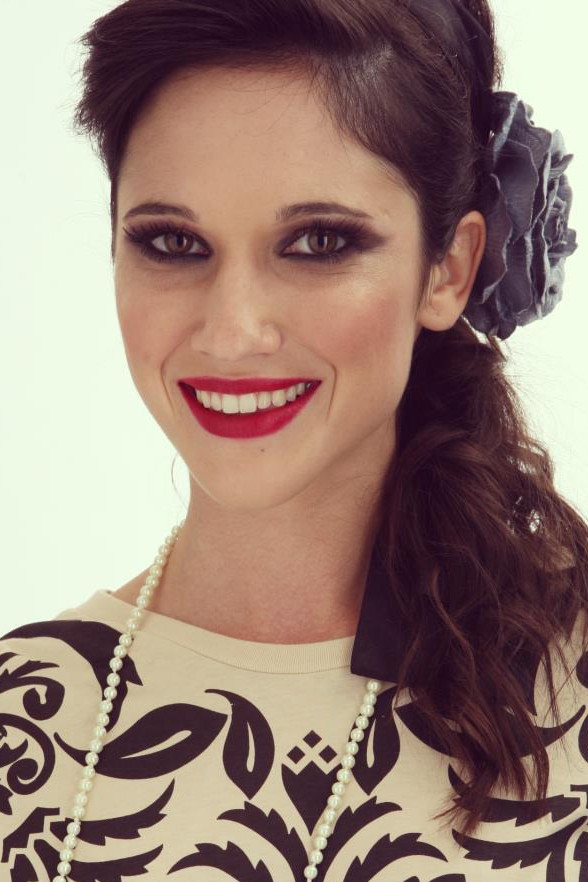 Lodovica Comello backdrop