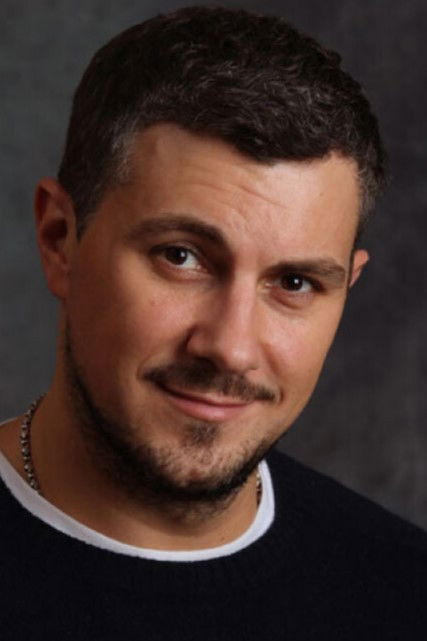 Aleksey Sekirin backdrop