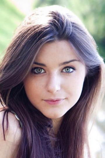 Anastasia Sivayeva backdrop