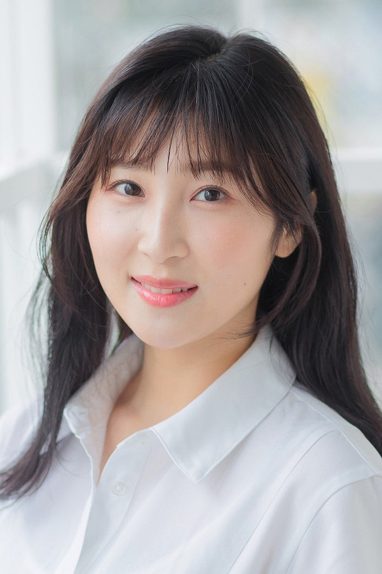 Sayaka Nakaya backdrop