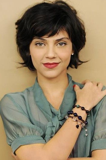 Letícia Persiles backdrop