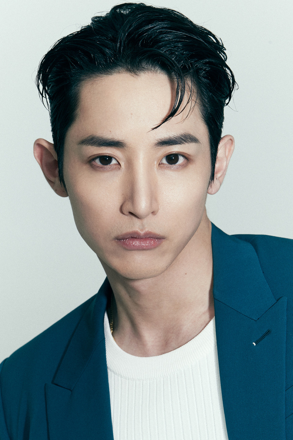 Lee Soo-hyuk backdrop