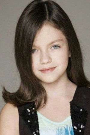 María José Mariscal backdrop